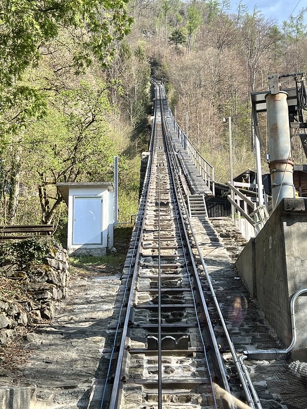 20251102-ntzbs 20251102-ntzbs