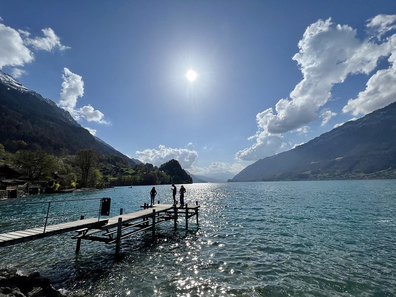 20251102-qe8wm 20251102-qe8wm