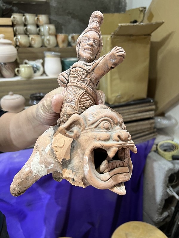 20251102-uz2at 20251102-uz2at