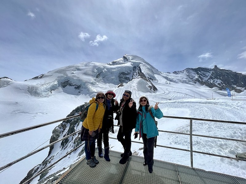 20251102-3y76l 20251102-3y76l