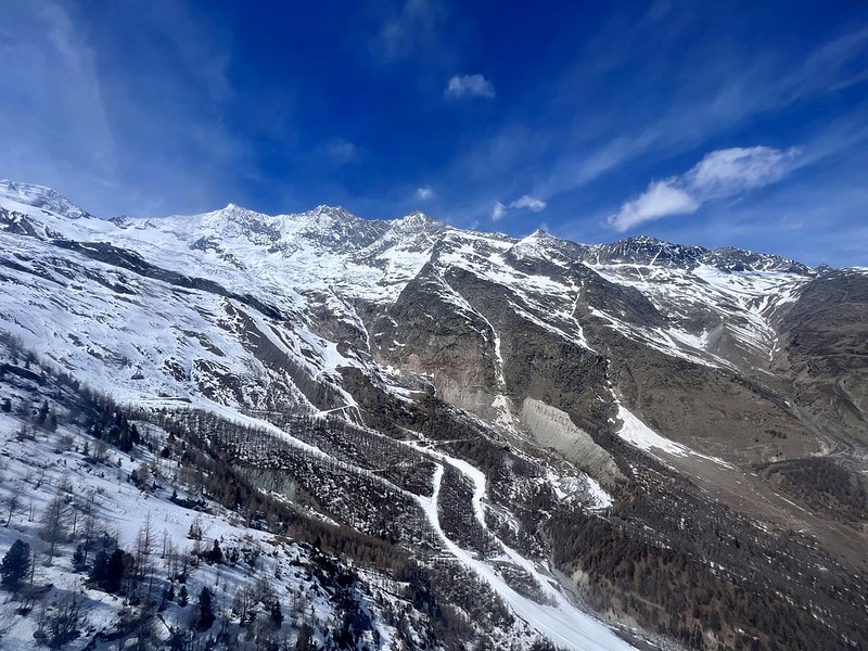 20251102-ljtq3 20251102-ljtq3