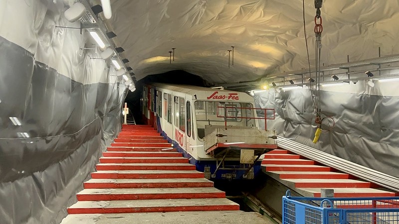 20251102-t3d82 20251102-t3d82