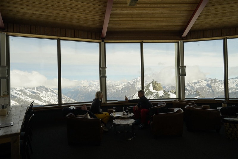 20251102-d1elg 20251102-d1elg