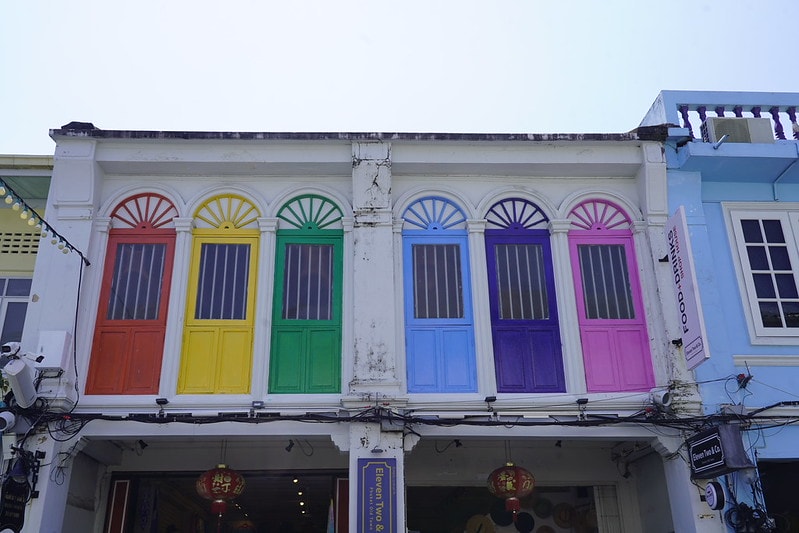 20251102-f7lfx 20251102-f7lfx