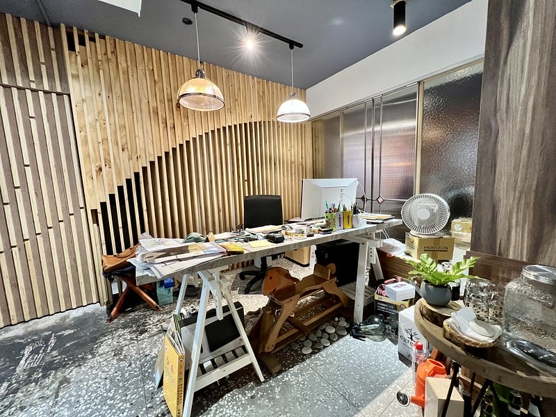 20251102-mveav 20251102-mveav