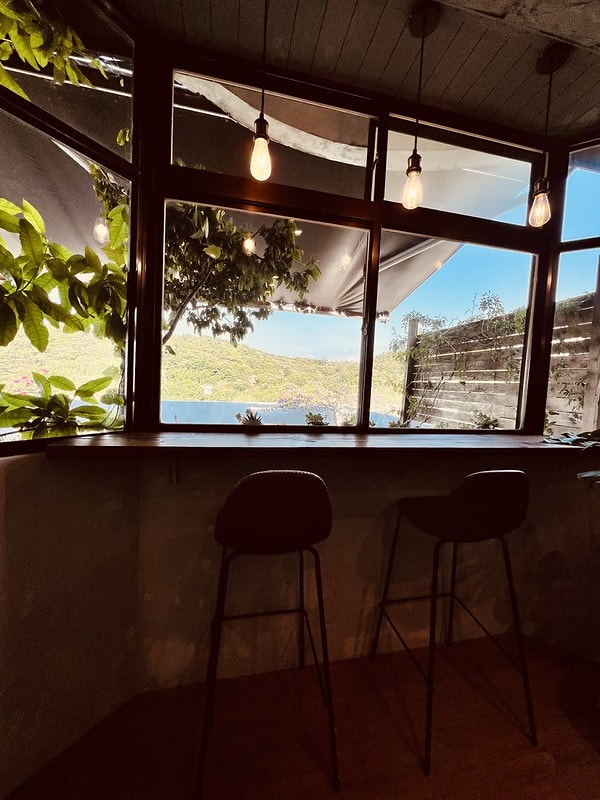 20251102-6cikx 20251102-6cikx