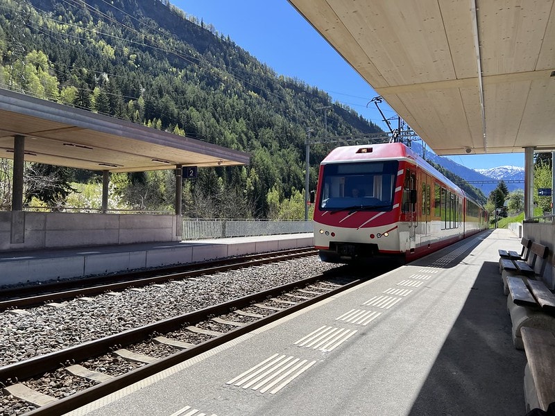 20251102-n7fm9 20251102-n7fm9