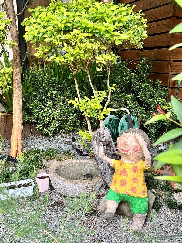 20251102-bu0y7 20251102-bu0y7