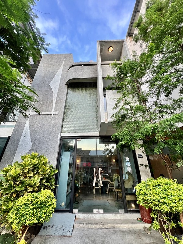 20251102-dv9yb 20251102-dv9yb