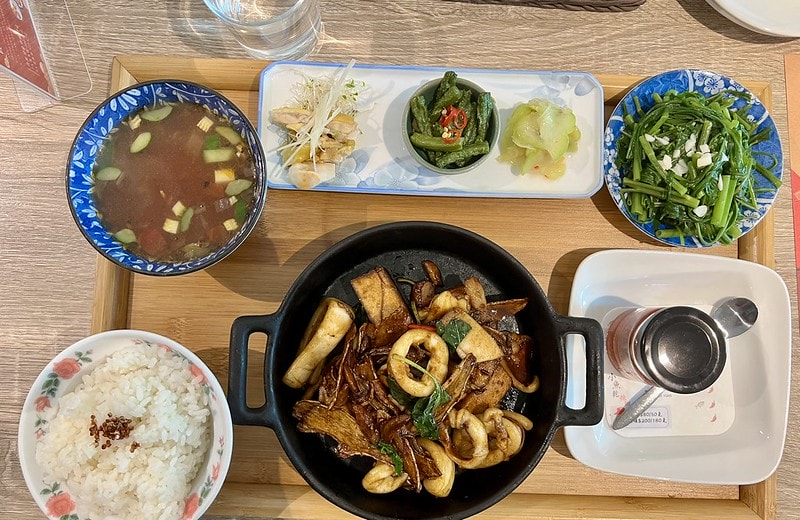 20251102-thjbe 20251102-thjbe