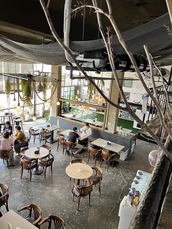 20251102-2pale 20251102-2pale