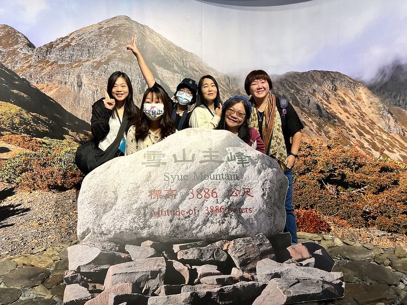 20251102-5pw3i 20251102-5pw3i