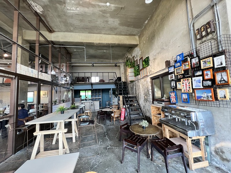 20251102-b7ji2 20251102-b7ji2