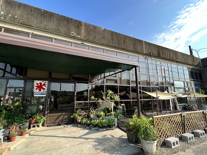 20251102-oe4az 20251102-oe4az