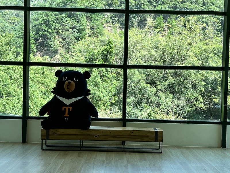 20251102-q1wm5 20251102-q1wm5