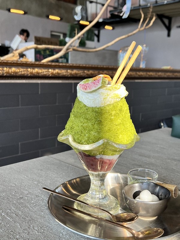 20251102-w6vxm 20251102-w6vxm