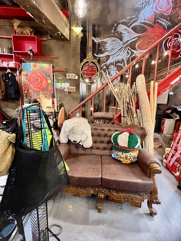 20251102-zw0ur 20251102-zw0ur