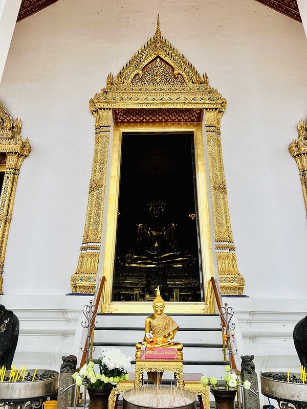 20251102-9xndj 20251102-9xndj