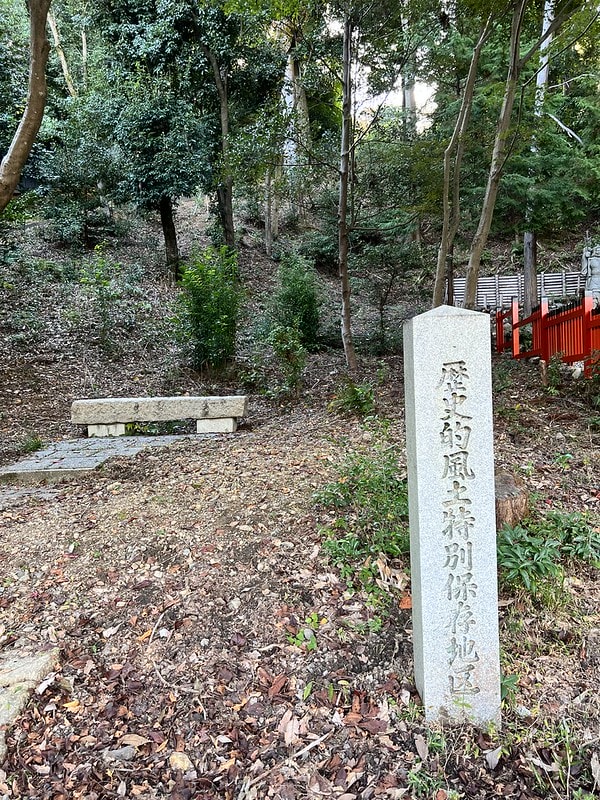 20251102-x77ky 20251102-x77ky