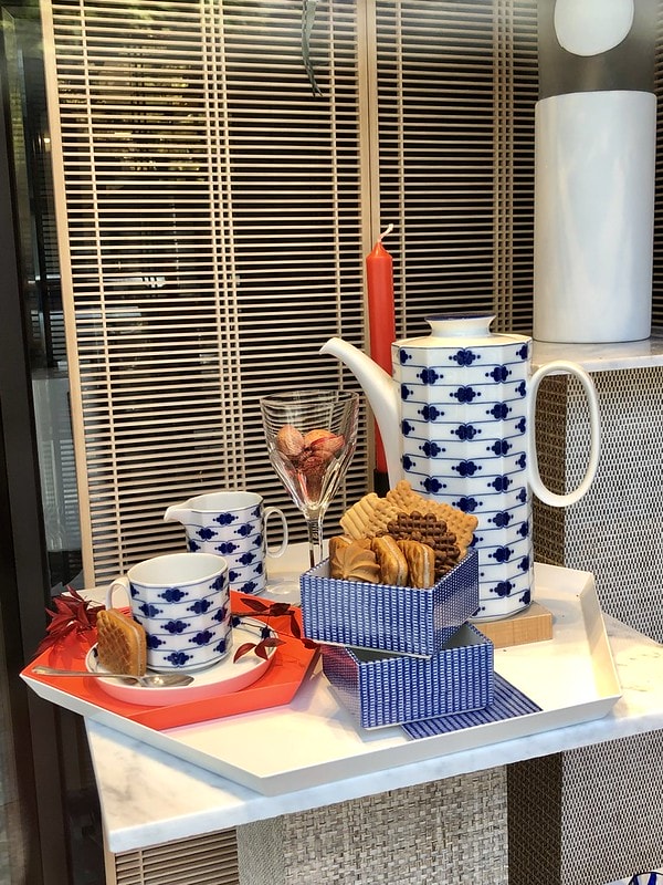 20251102-s6w55 20251102-s6w55