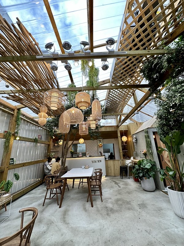 20251102-cey5h 20251102-cey5h