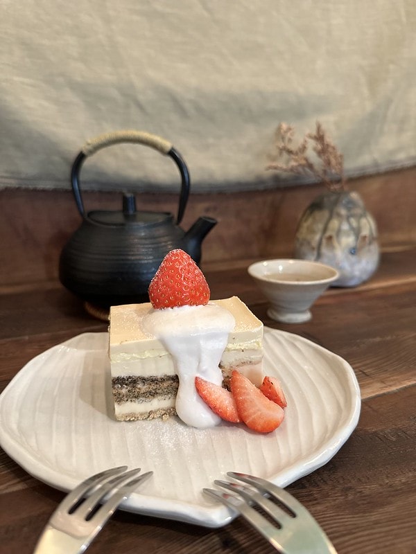 20251102-ilh3v 20251102-ilh3v