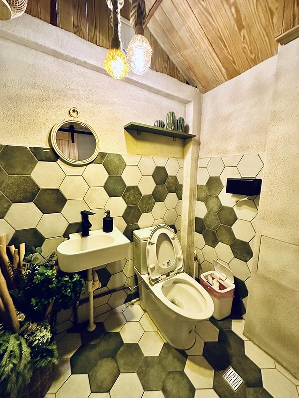 20251102-j3ke4 20251102-j3ke4