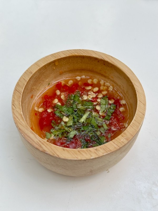 20251102-t6xzw 20251102-t6xzw