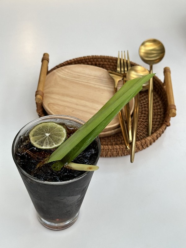 20251102-uiqaz 20251102-uiqaz