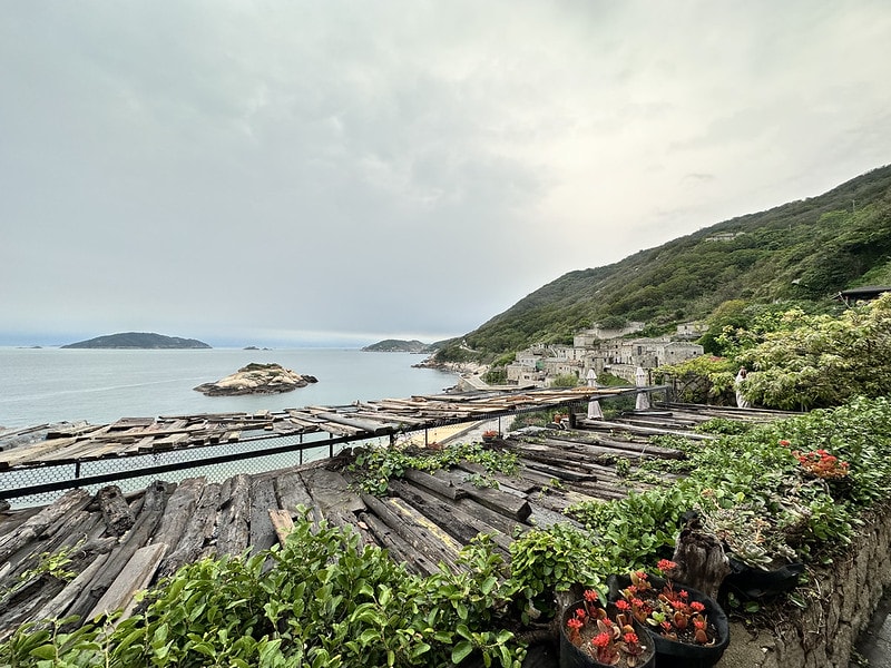 20251102-1rjm7 20251102-1rjm7