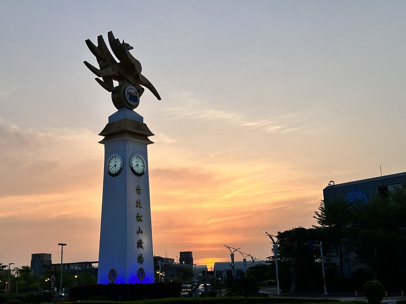 20251102-6i0j5 20251102-6i0j5