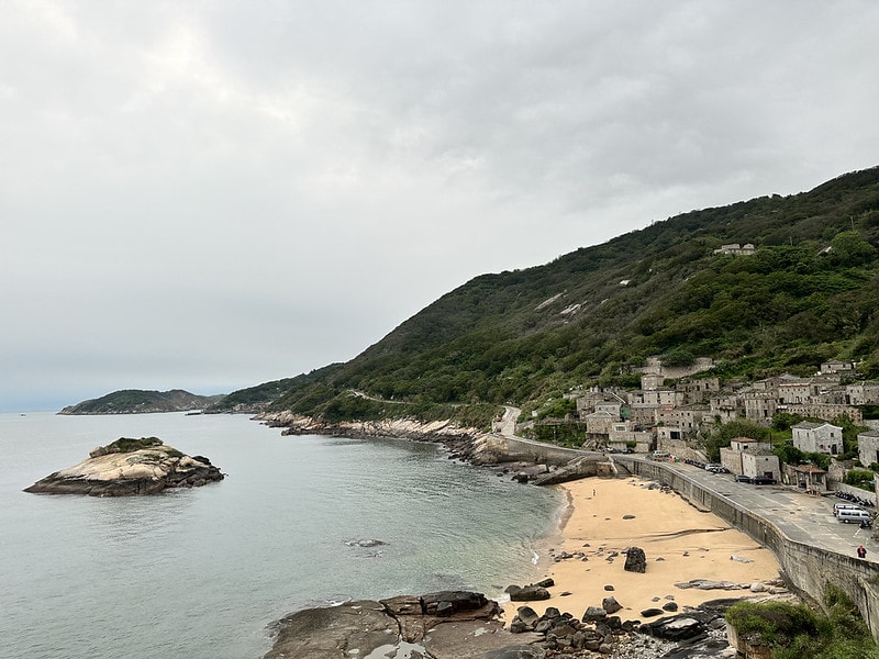 20251102-f5pwj 20251102-f5pwj