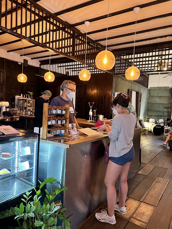 20251102-l0onw 20251102-l0onw