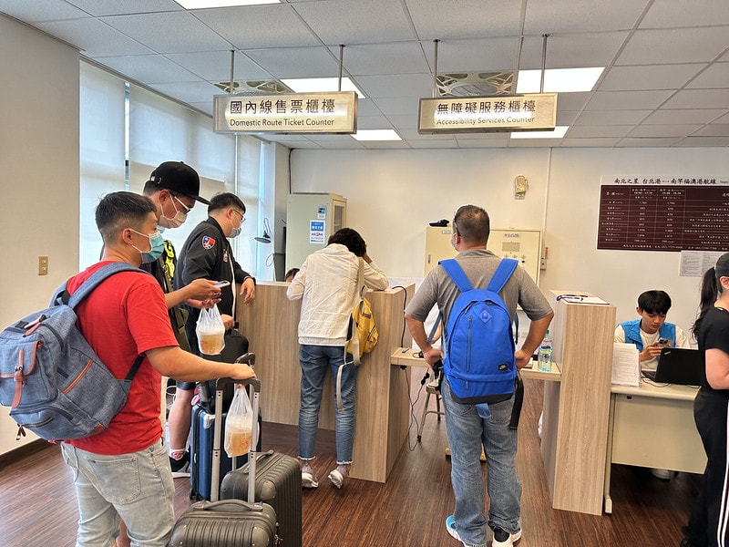 20251102-oaj1q 20251102-oaj1q