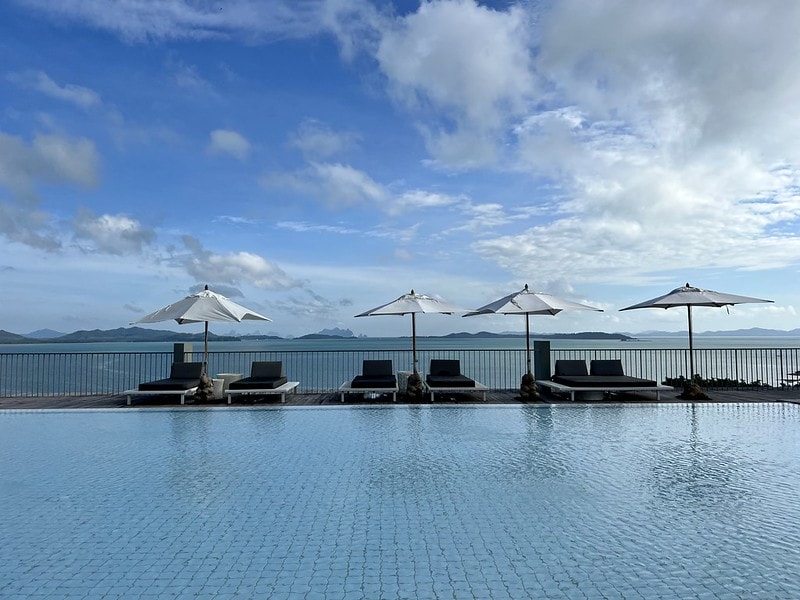 20251102-r73lb 20251102-r73lb