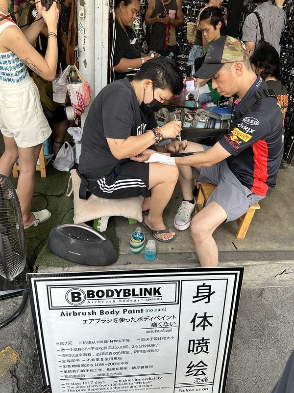 20251102-npbzo 20251102-npbzo