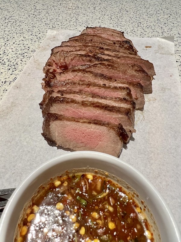 20251102-jr1mv 20251102-jr1mv