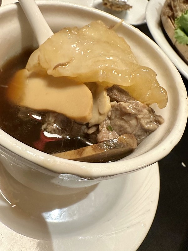 20251102-r4hdh 20251102-r4hdh