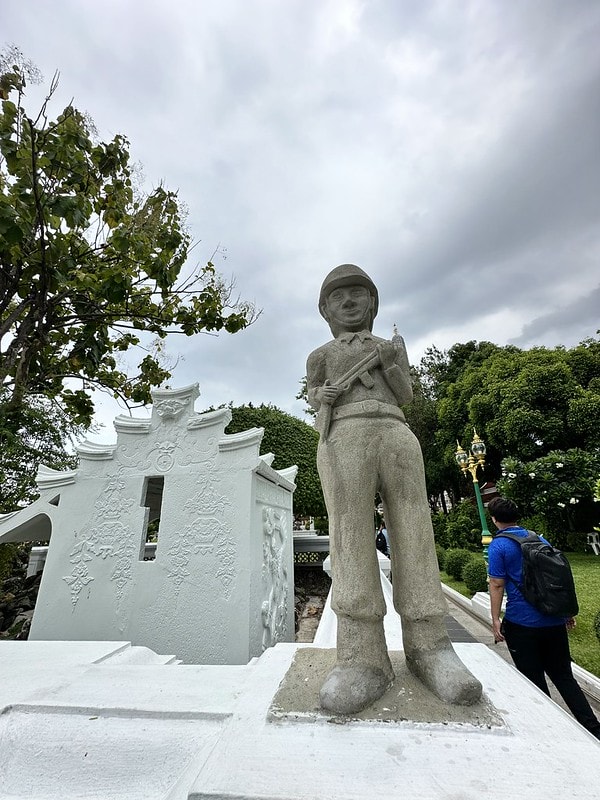 20251102-afpc0 20251102-afpc0