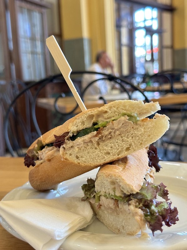 20251102-8bpuz 20251102-8bpuz