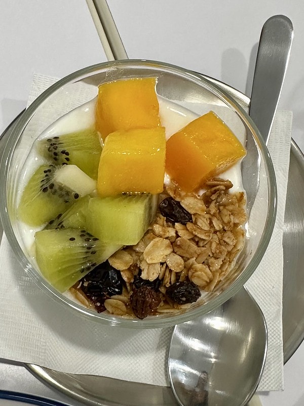 20251102-nqnhm 20251102-nqnhm