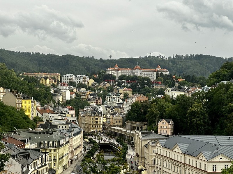 20251102-w7n0g 20251102-w7n0g