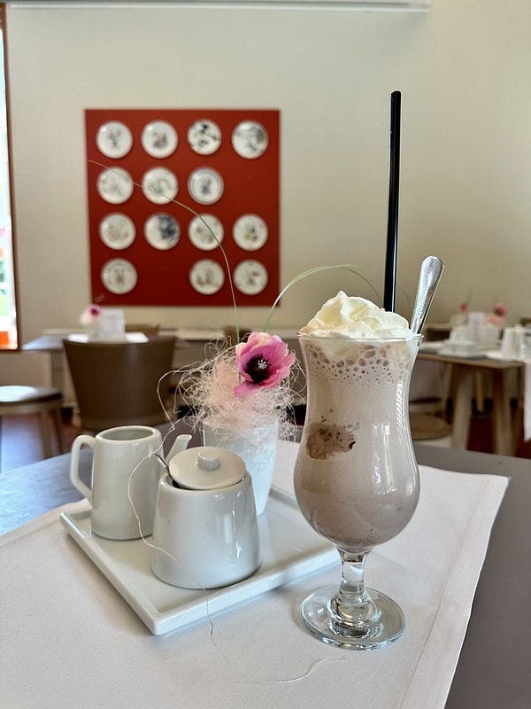 20251102-76a32 20251102-76a32