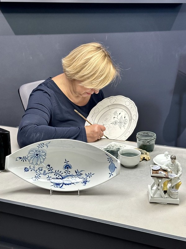 20251102-9p2wn 20251102-9p2wn