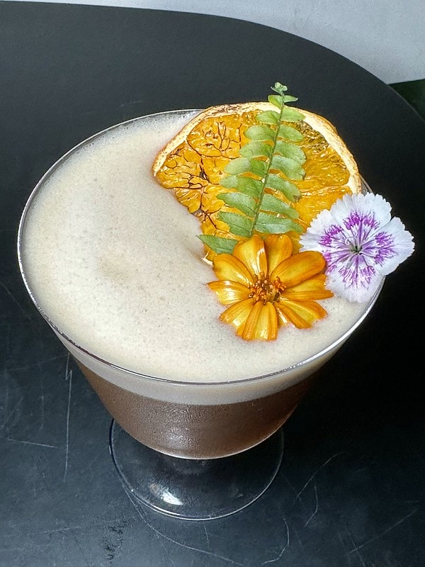 20251102-hcxvv 20251102-hcxvv