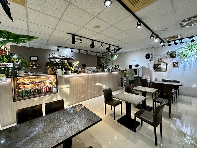 20251102-oamhv 20251102-oamhv