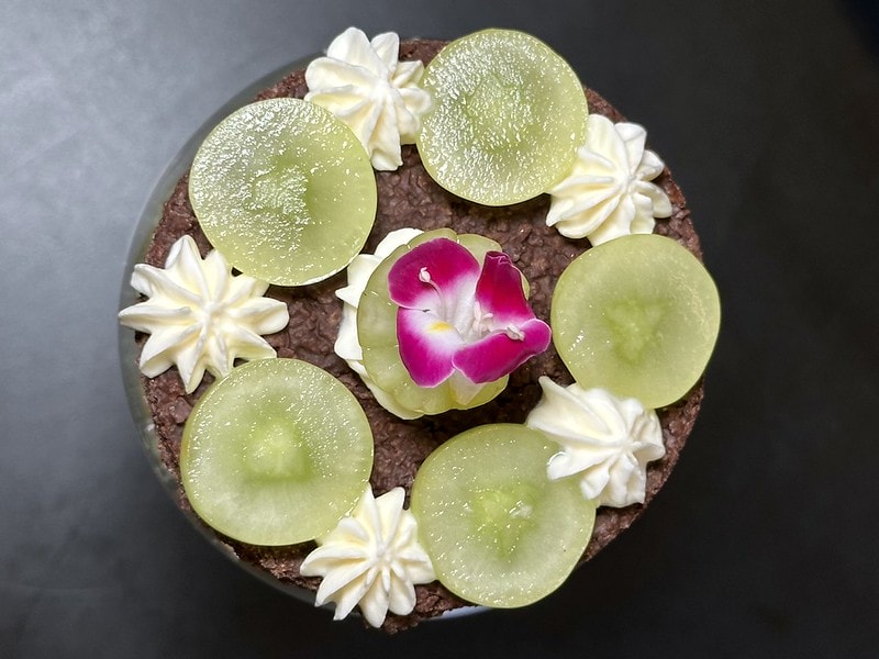 20251102-w7e9i 20251102-w7e9i