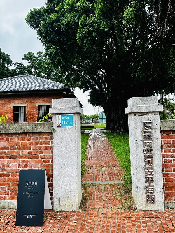 20251102-wkc8x 20251102-wkc8x