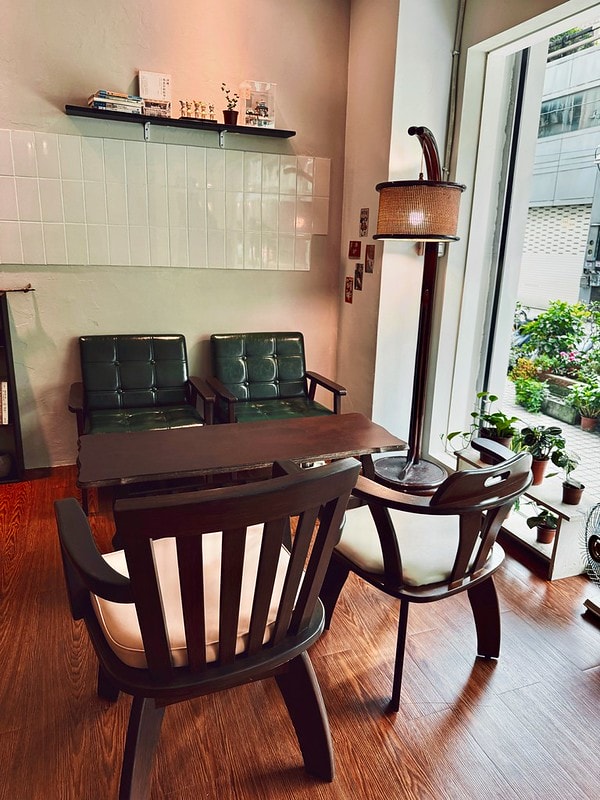 20251102-08he0 20251102-08he0