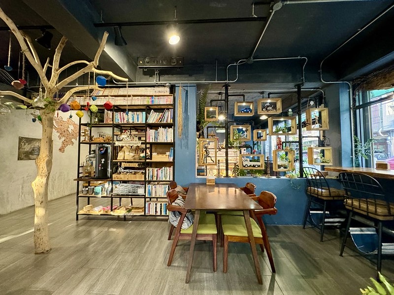 20251102-b36l7 20251102-b36l7